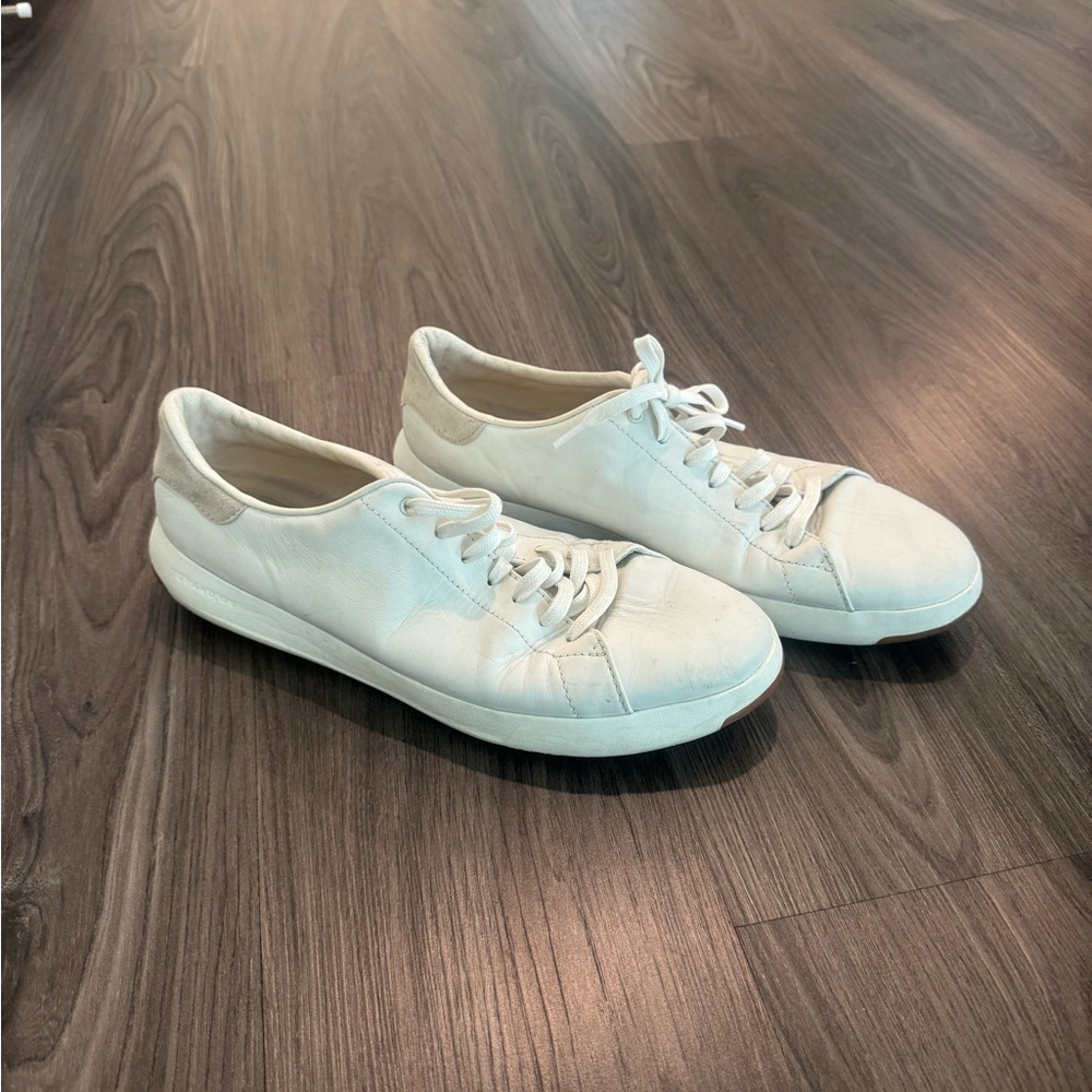 Man Cole Haan grandpro white sneakers